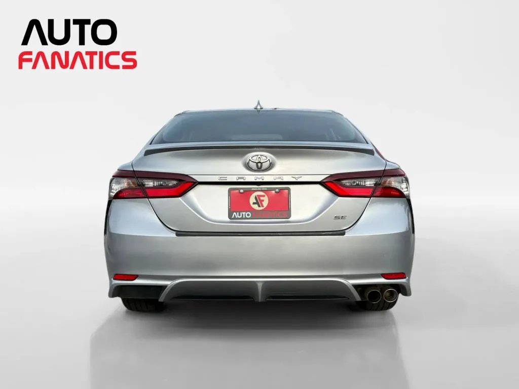 Toyota Camry photo 4
