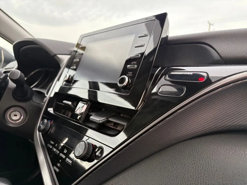 Toyota Camry photo 17