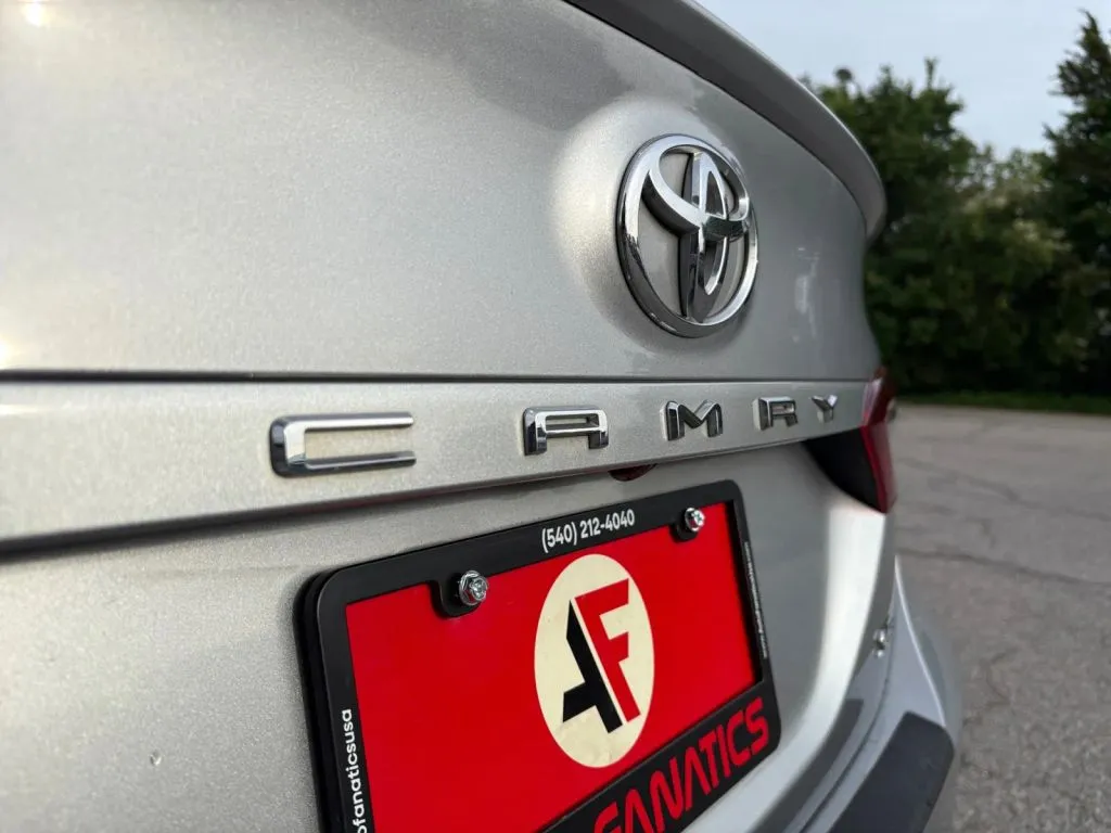 Toyota Camry photo 22
