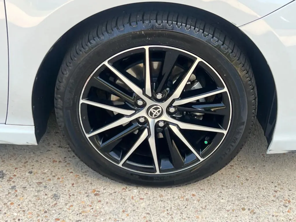 Toyota Camry photo 32