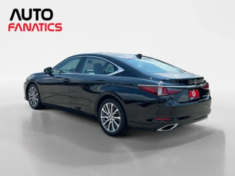 Another view of 2019 Lexus ES 350 Sedan 4D for sale in Fredericksburg, VA at Auto Fanatics