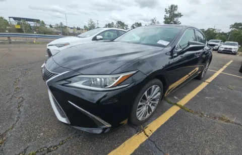 More photos of 2019 Lexus ES 350 Sedan 4D at Auto Fanatics, VA