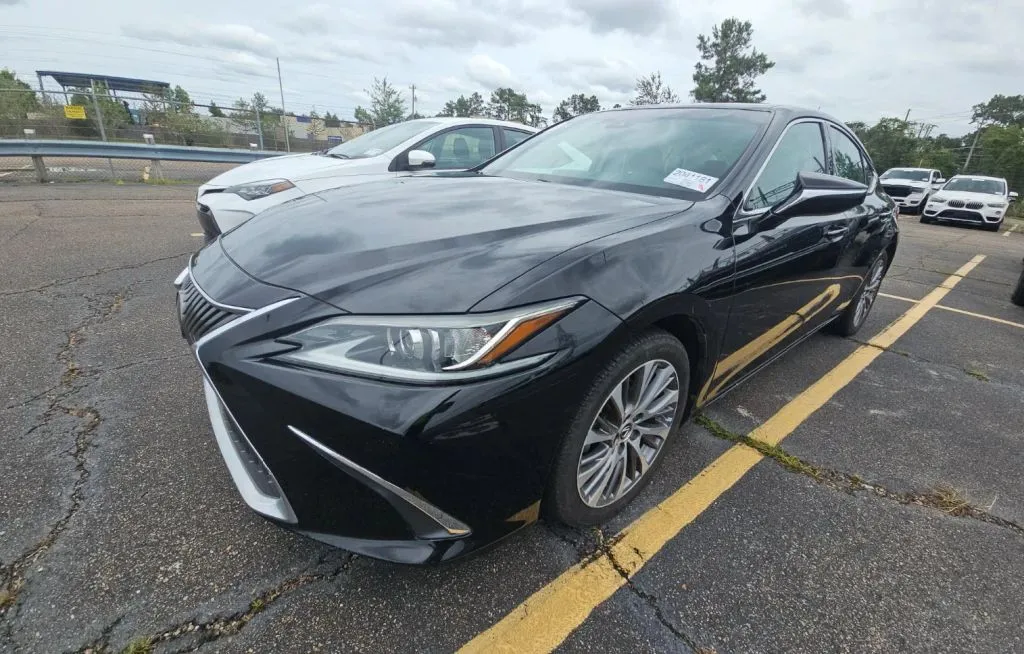 Black 2019 Lexus ES 350 Sedan 4D for sale in Fredericksburg, VA