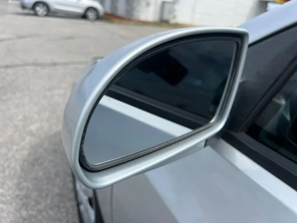 Hyundai Elantra photo 23