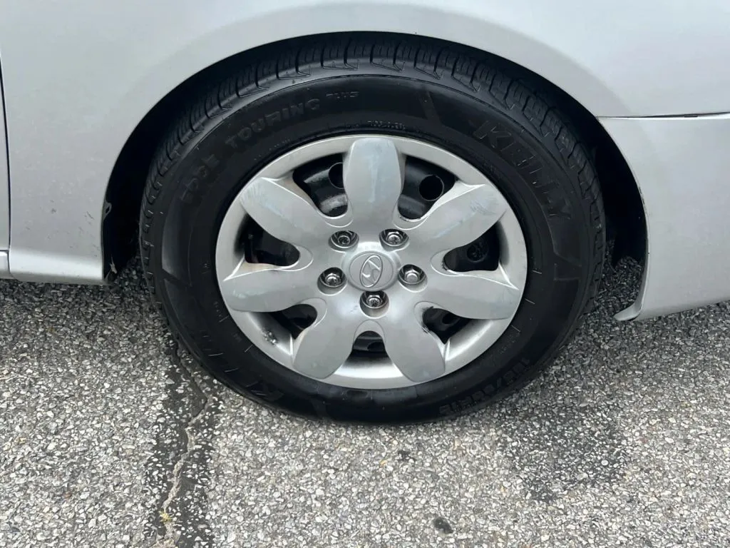 Hyundai Elantra photo 28