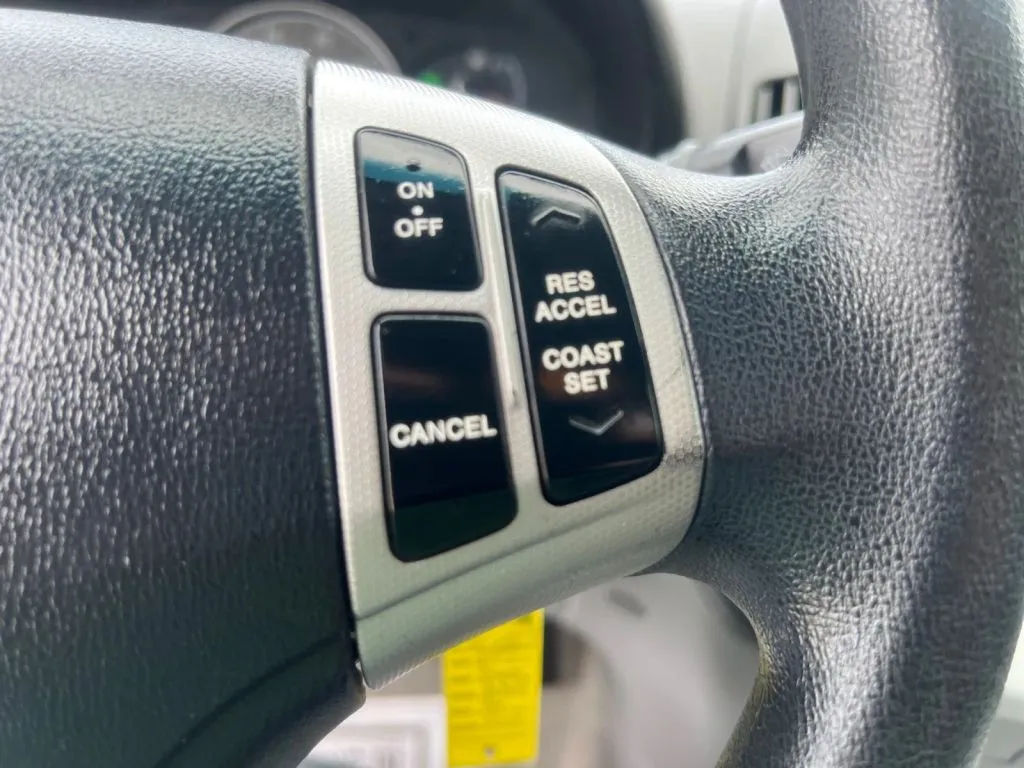 Hyundai Elantra photo 36