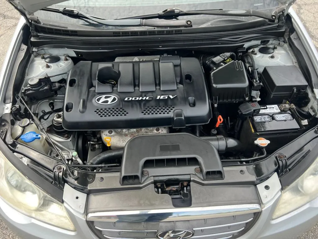 Hyundai Elantra photo 25