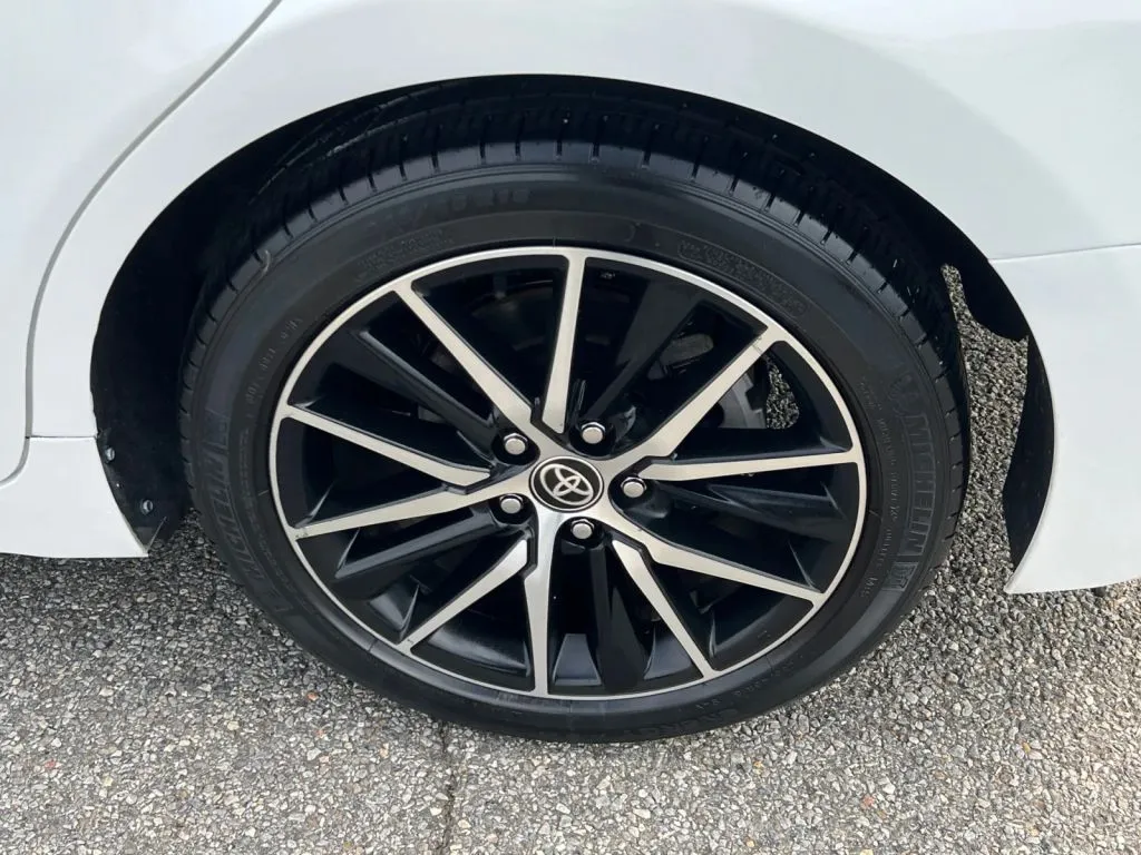 Toyota Camry photo 37