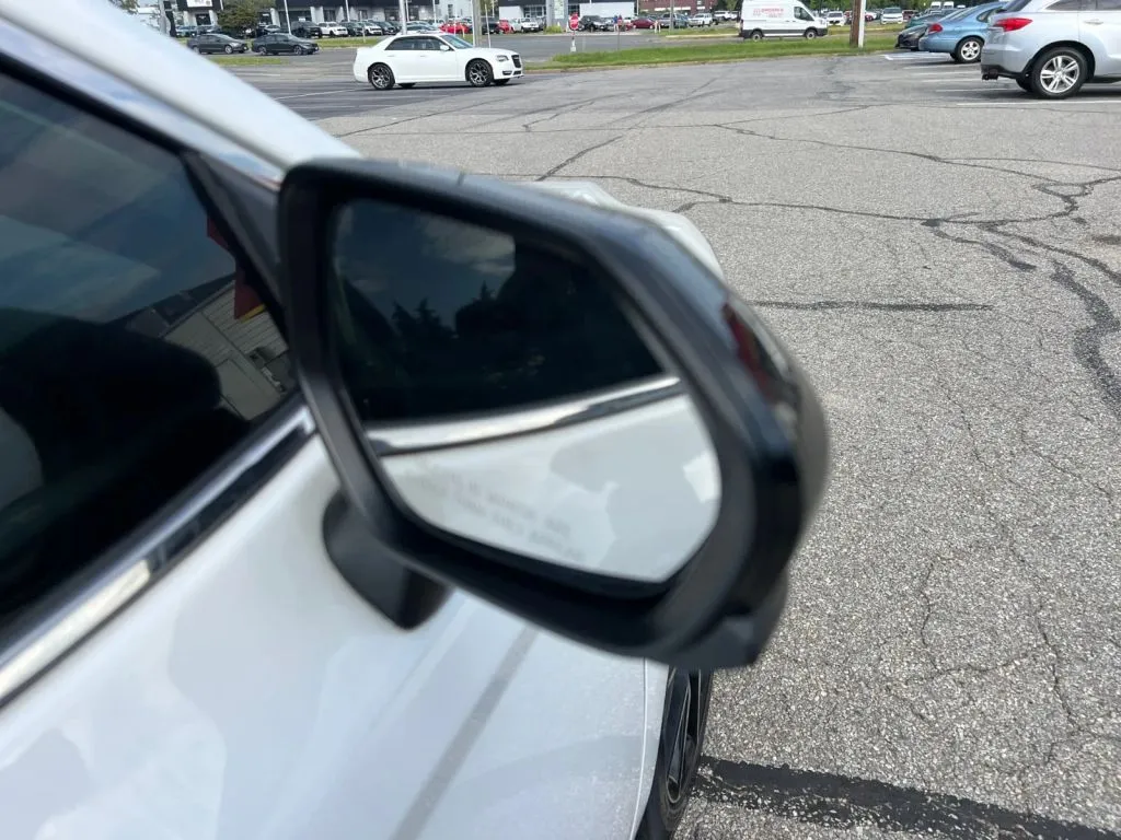 Toyota Camry photo 33
