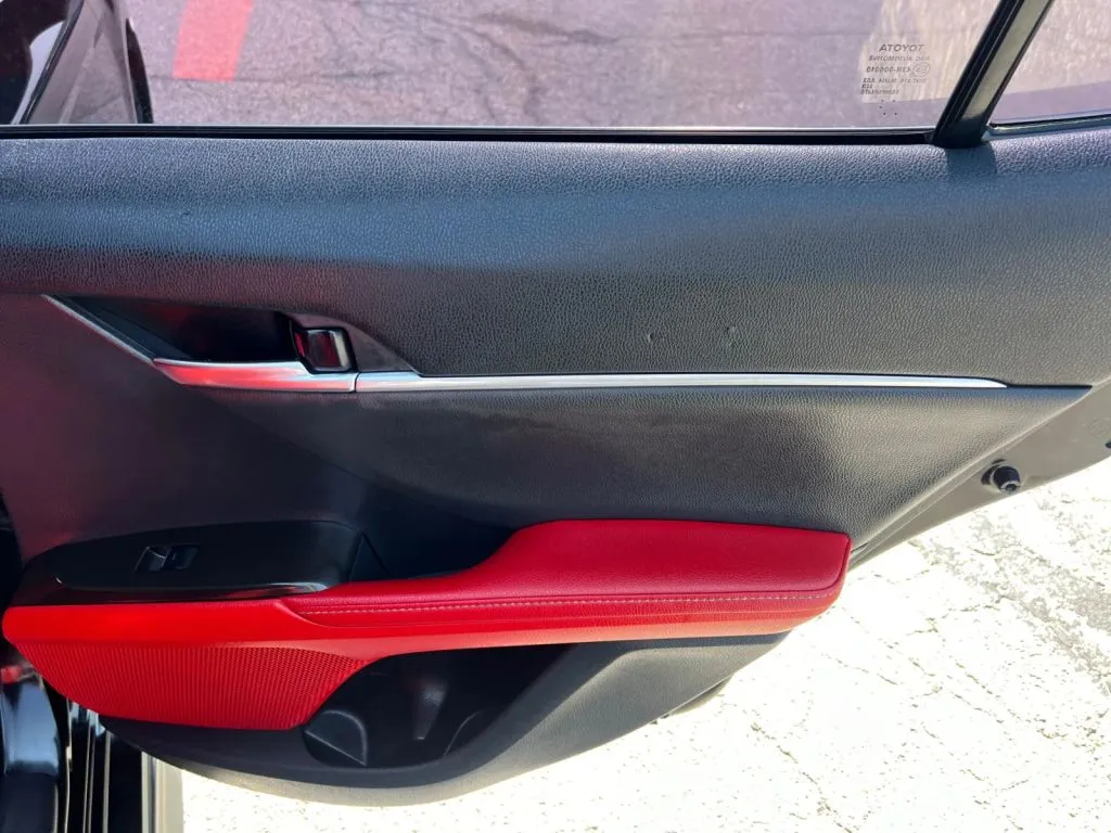 Toyota Camry photo 23