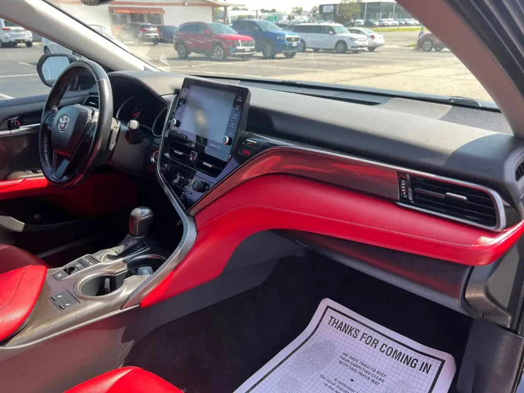 Toyota Camry photo 18