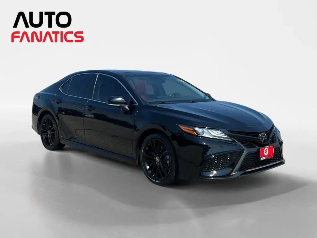 Toyota Camry photo 8