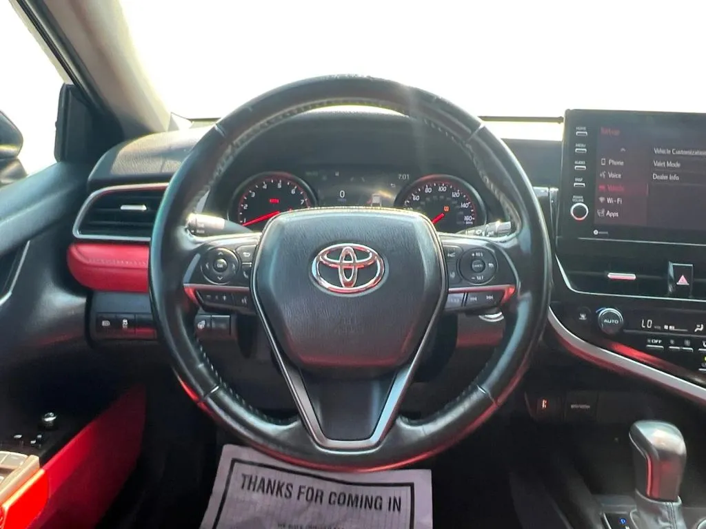 Toyota Camry photo 13