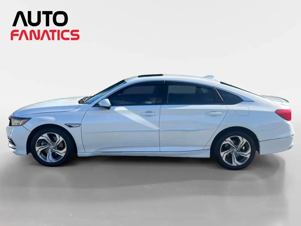 Honda Accord photo 2