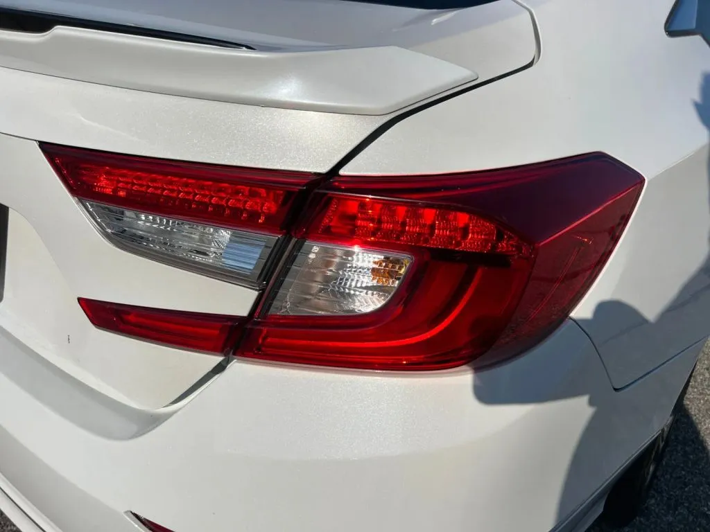 Honda Accord photo 36
