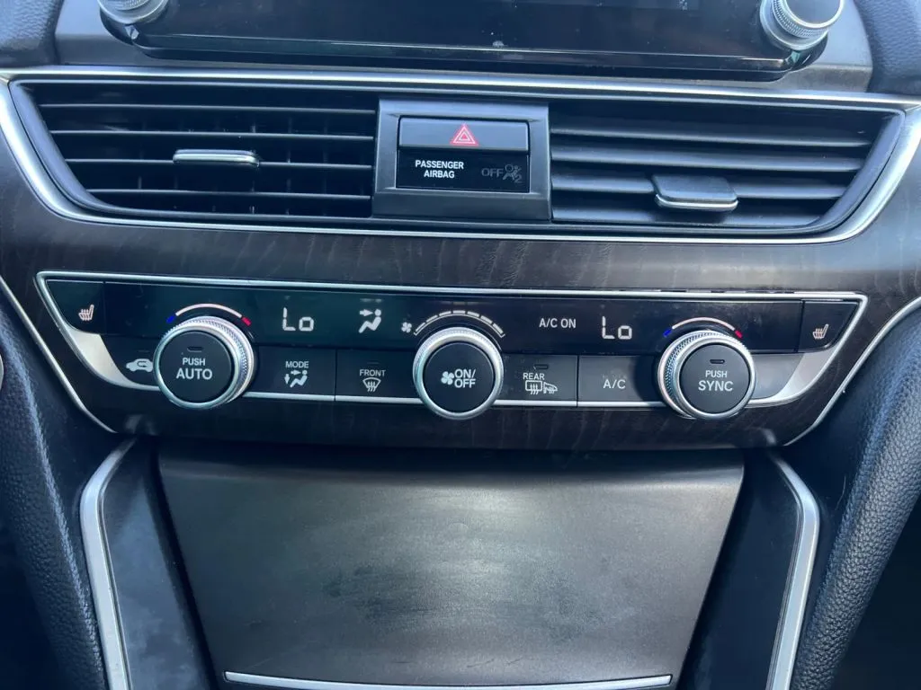Honda Accord photo 39