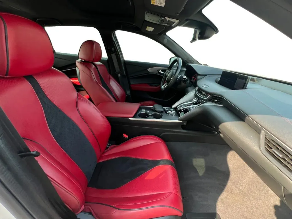 Acura TLX photo 15
