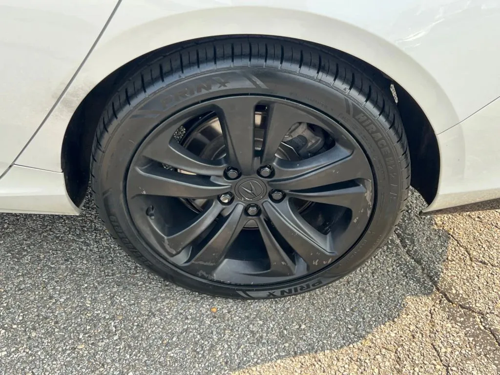 Acura TLX photo 39