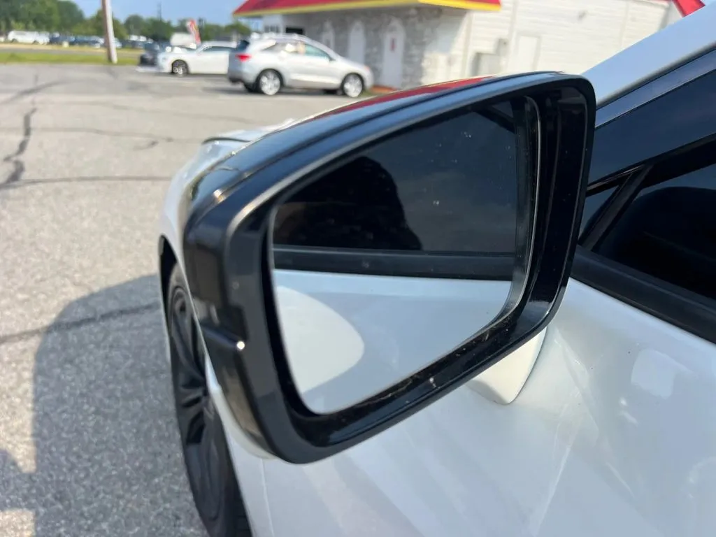Acura TLX photo 29