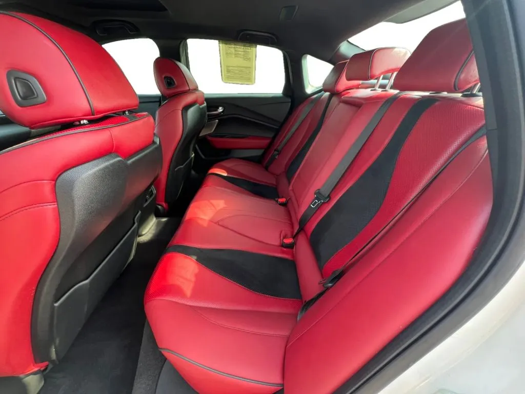 Acura TLX photo 14