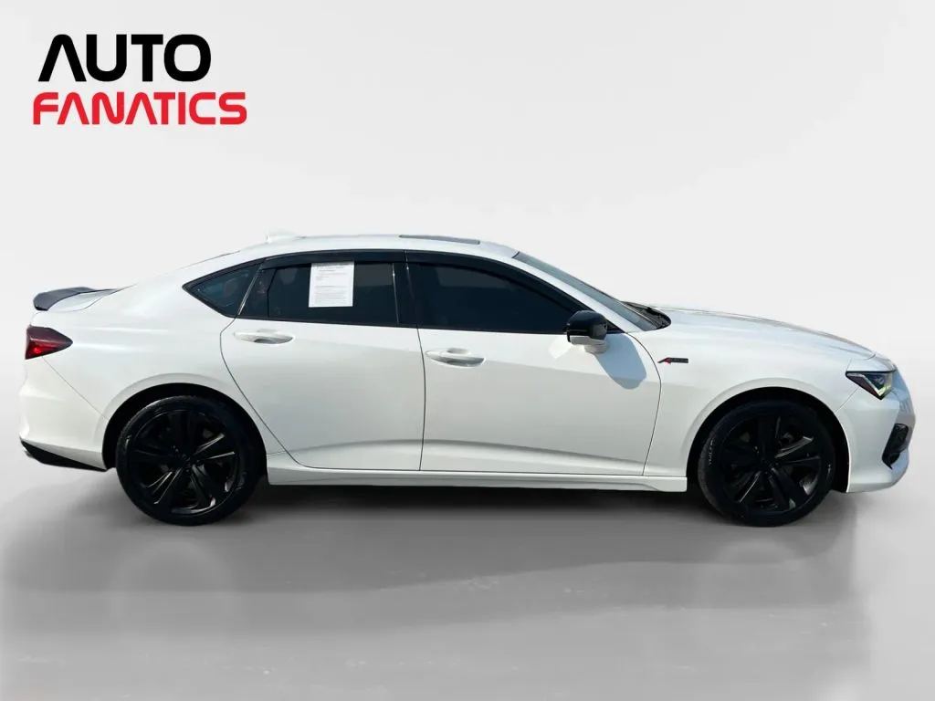 Acura TLX photo 7