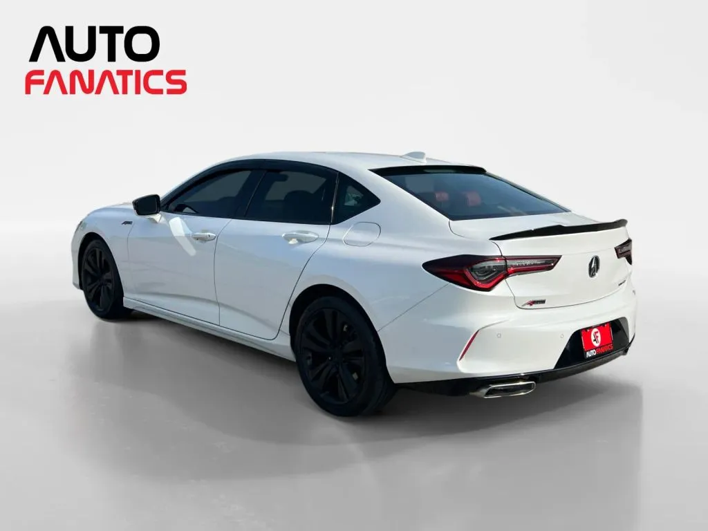 Acura TLX photo 3