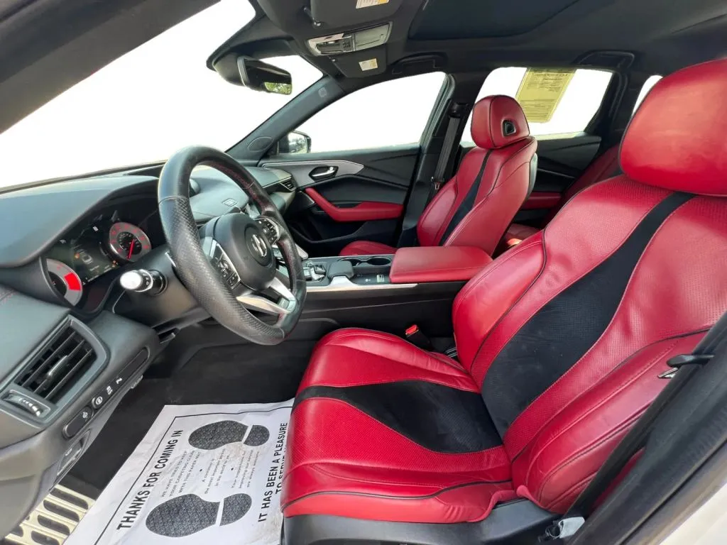 Acura TLX photo 10