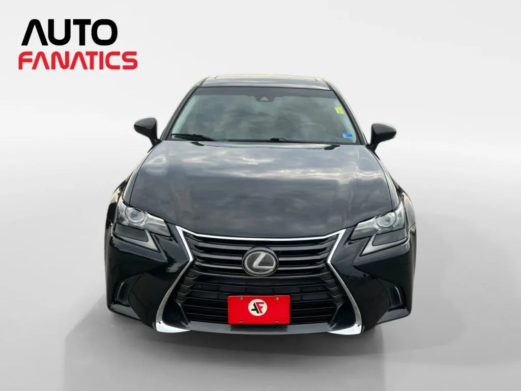 Lexus GS photo 9