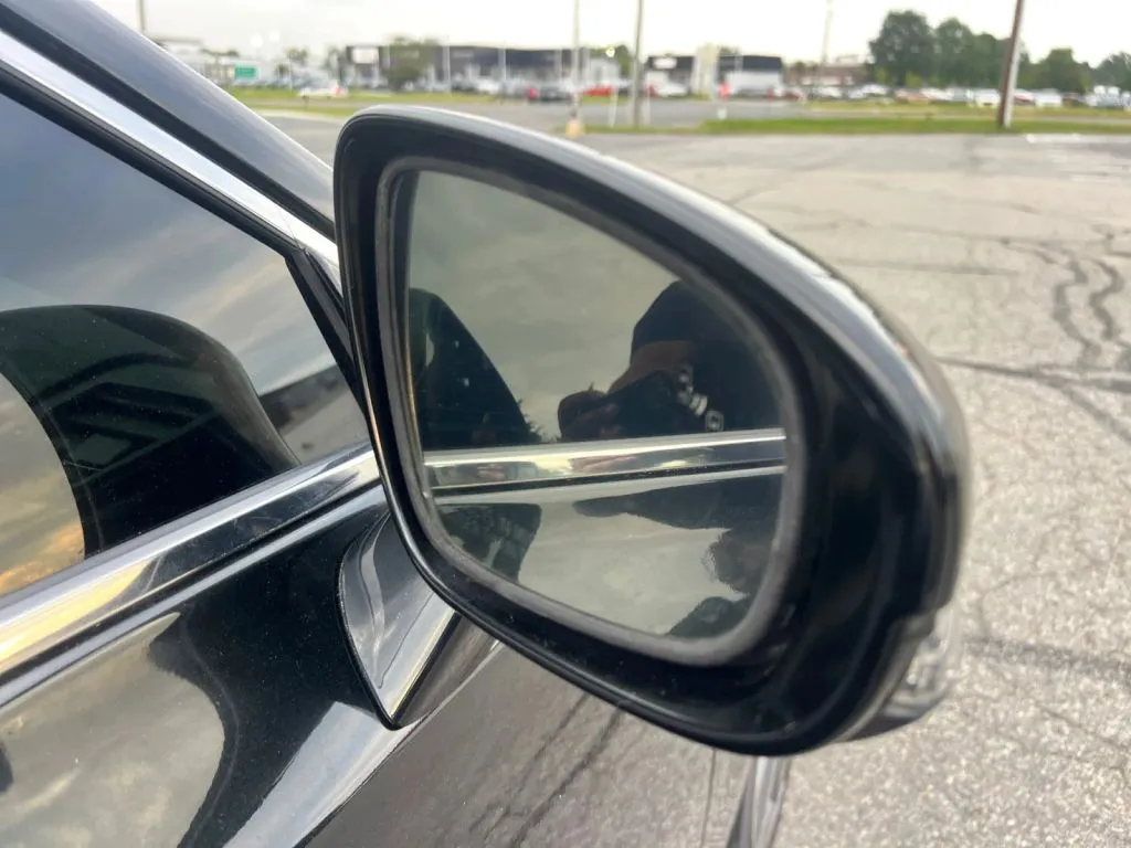 Lexus GS photo 33