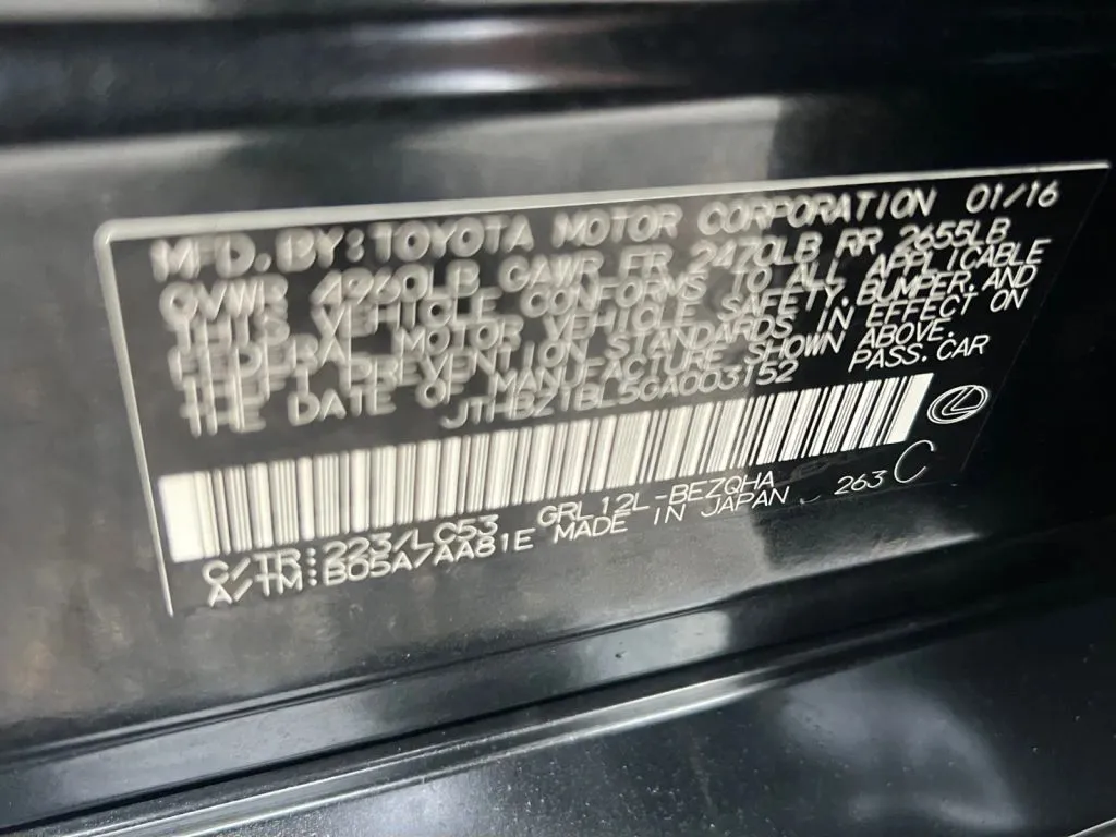 Lexus GS photo 27