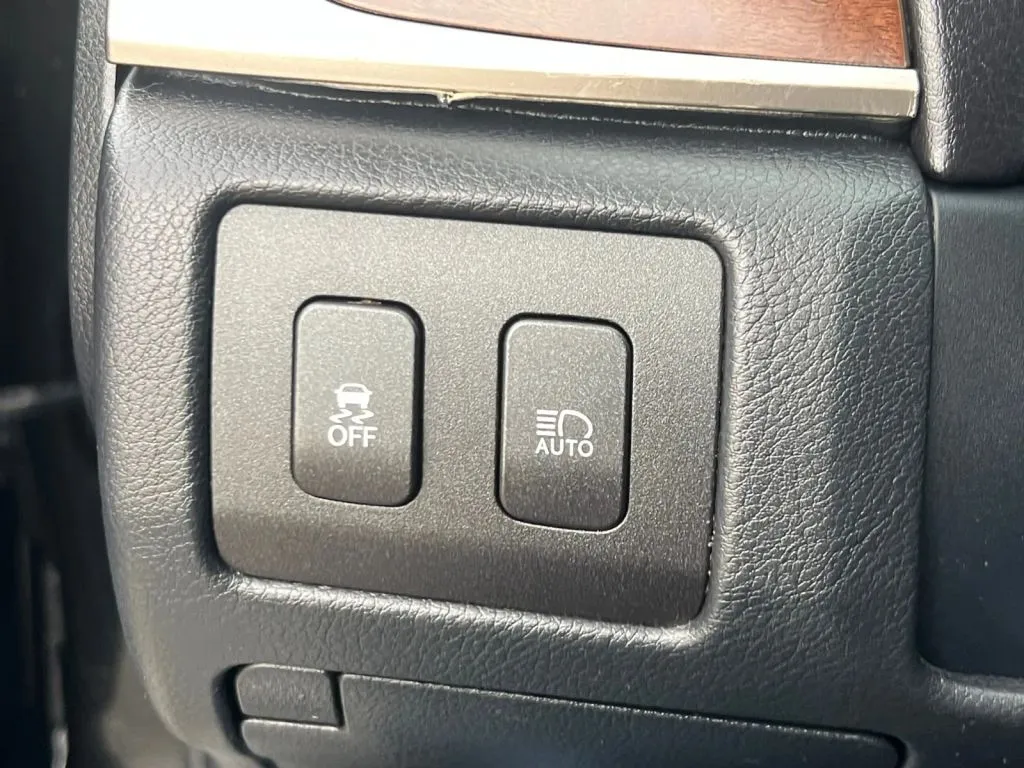 Lexus GS photo 43