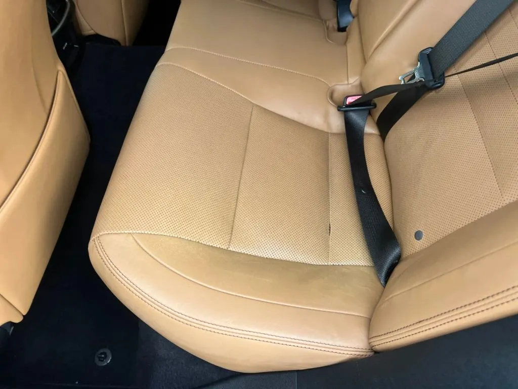 Lexus GS photo 21