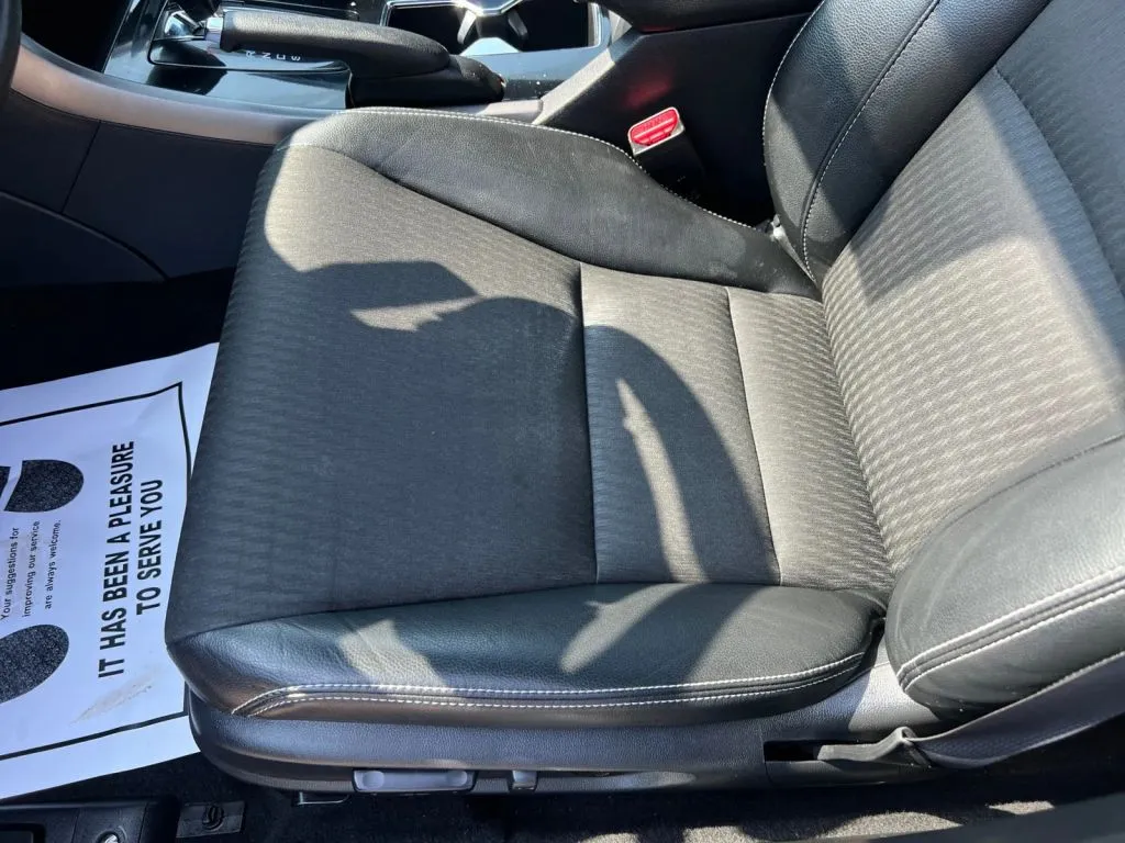 Honda Accord photo 26