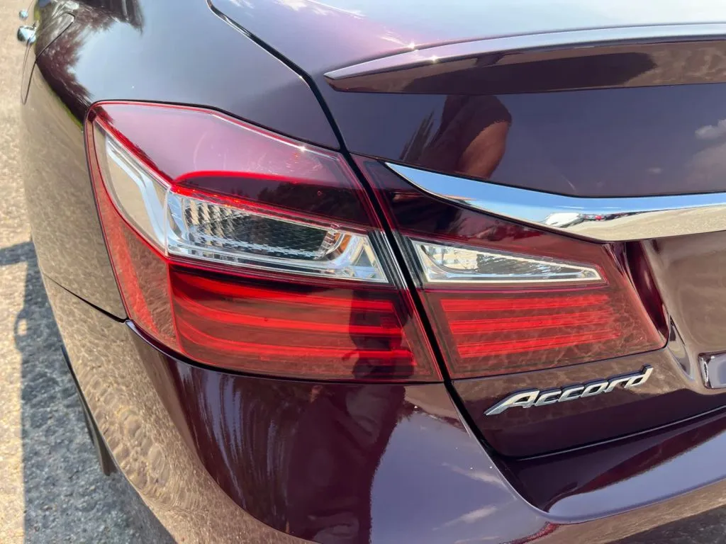 Honda Accord photo 38