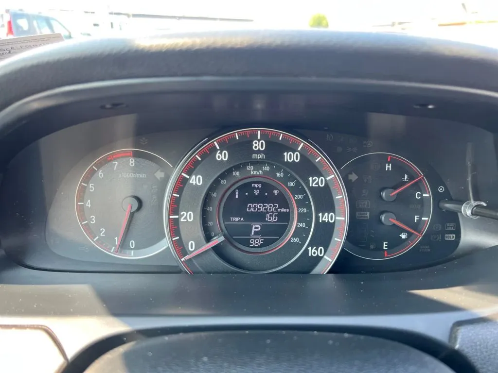 Honda Accord photo 40