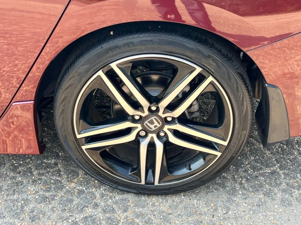 Honda Accord photo 39