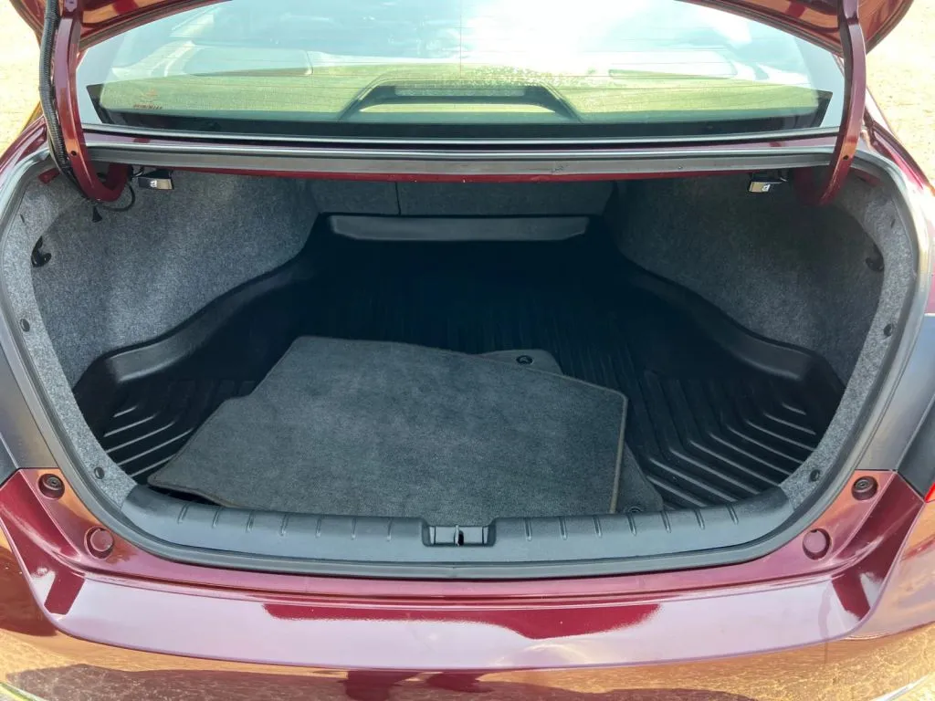 Honda Accord photo 22