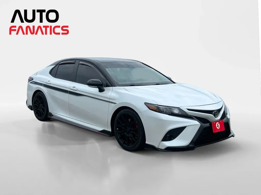 Toyota Camry photo 8