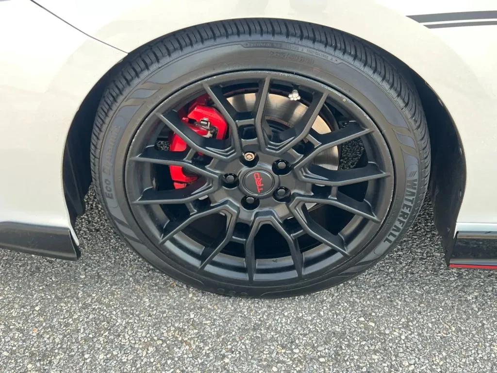 Toyota Camry photo 30