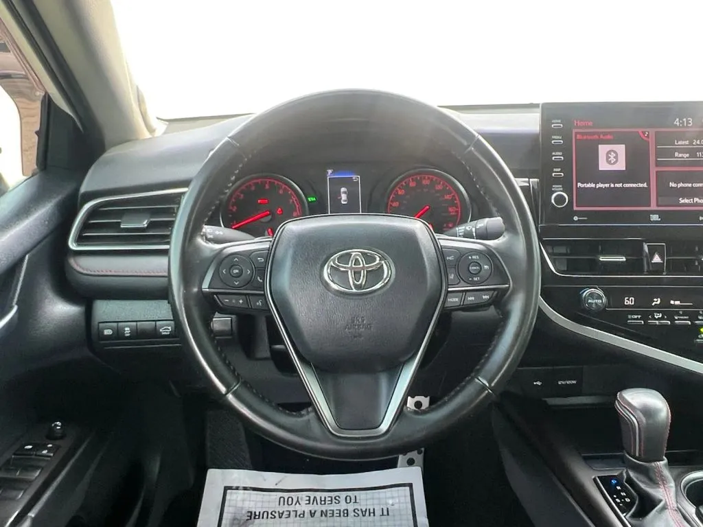 Toyota Camry photo 13