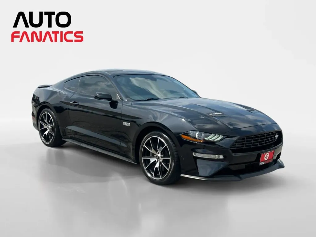 Ford Mustang photo 8