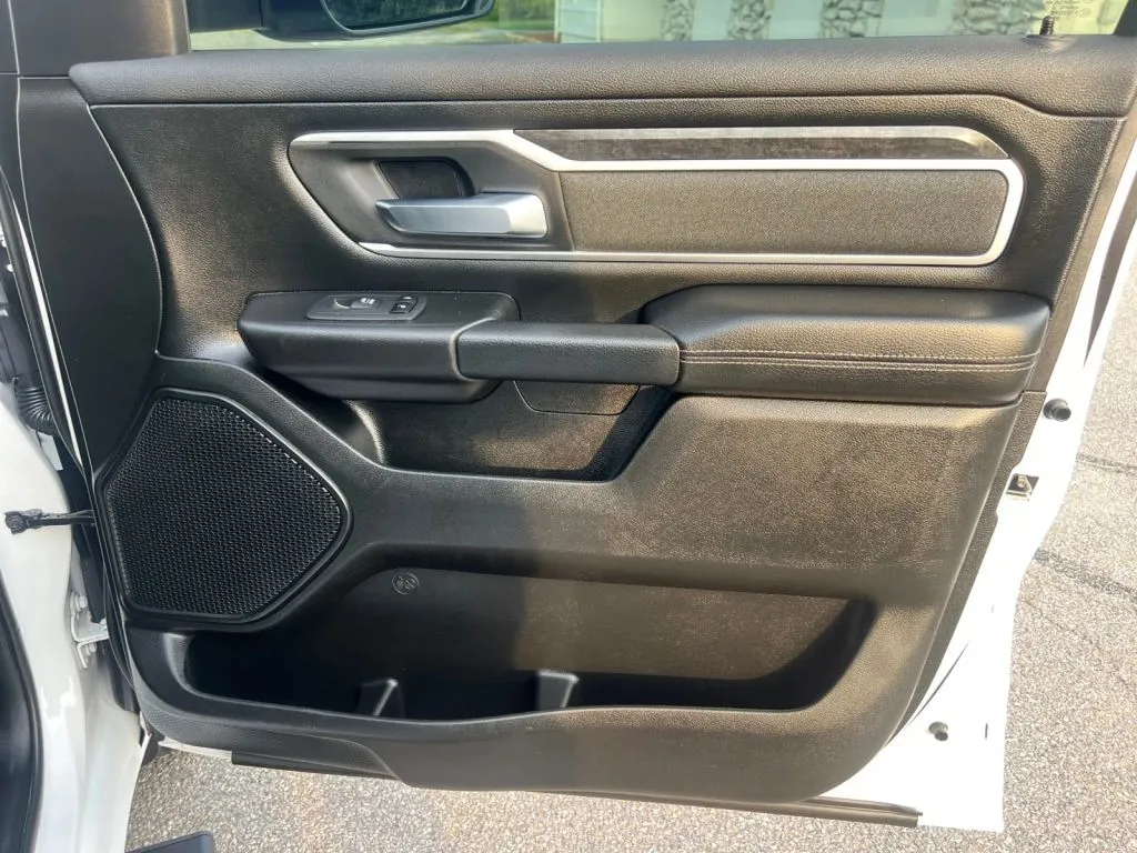 Ram 1500 photo 18