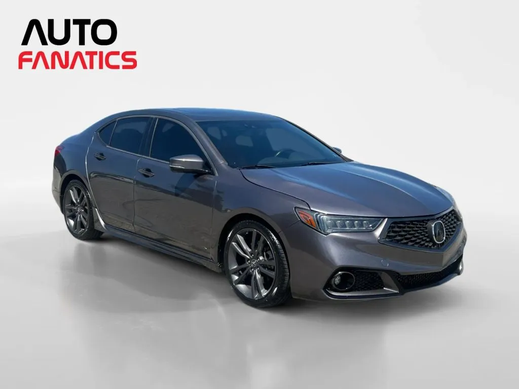 Acura TLX photo 8