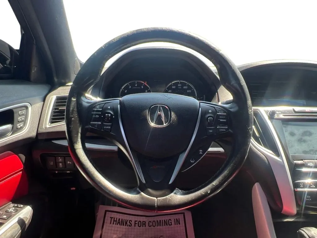 Acura TLX photo 12