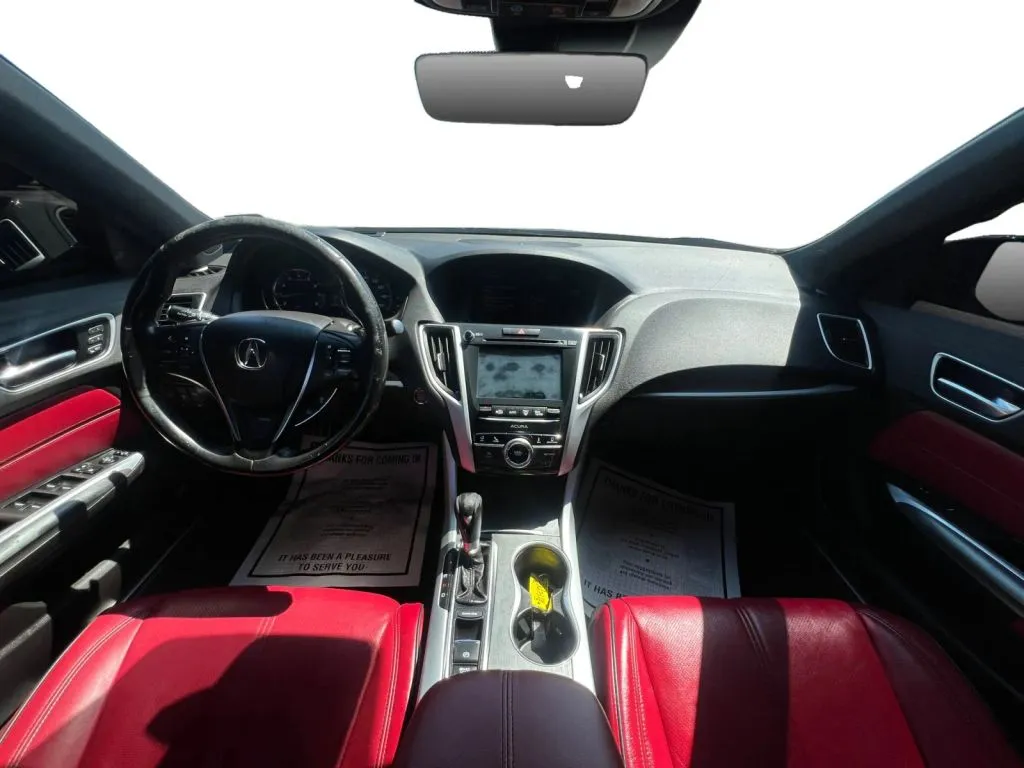 Acura TLX photo 11