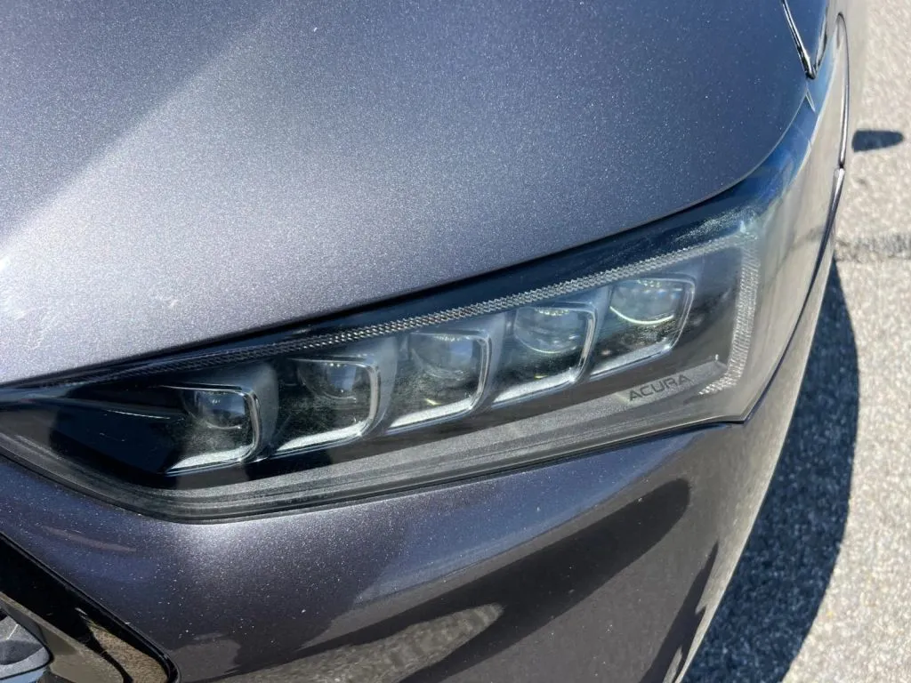 Acura TLX photo 32