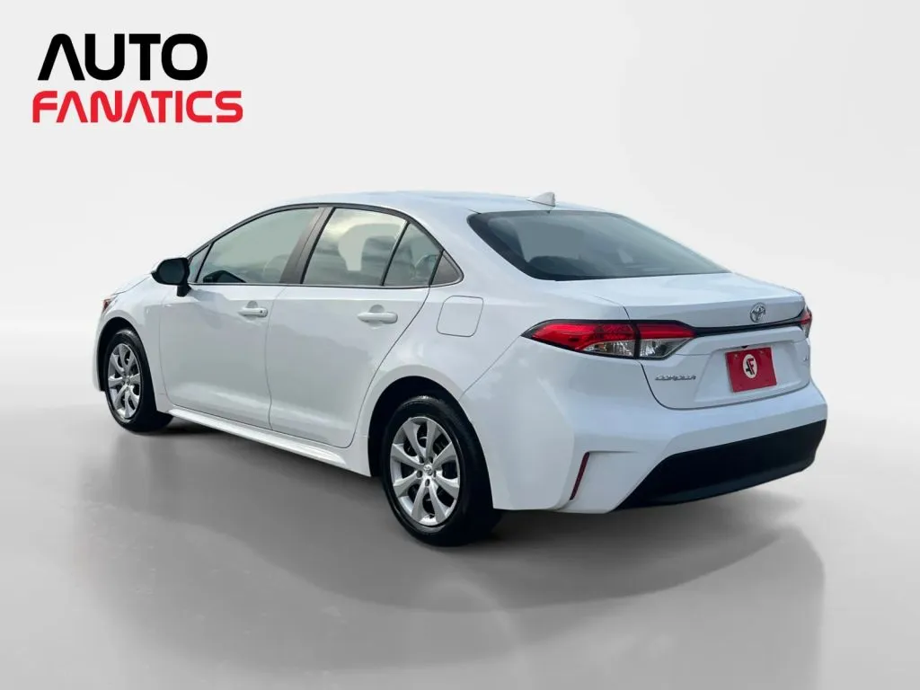 Toyota Corolla photo 3