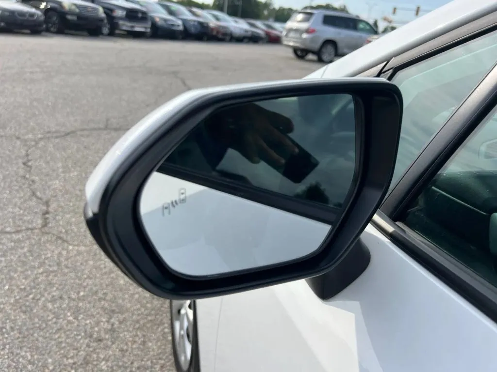 Toyota Corolla photo 30