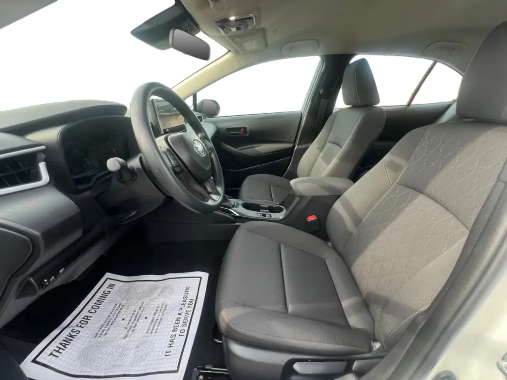 Toyota Corolla photo 10