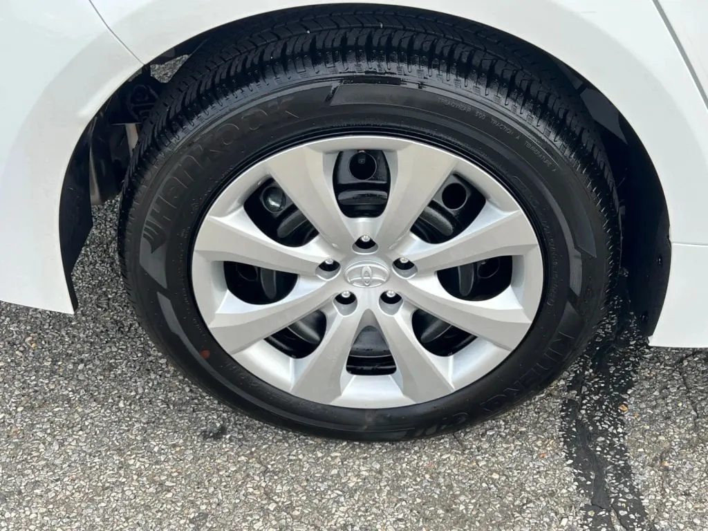 Toyota Corolla photo 37